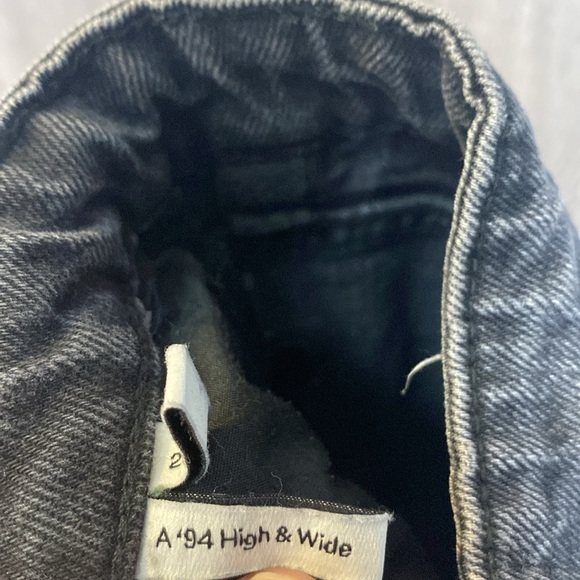 Abrand '94 High & Wide Leg Jean in Black - Picture 7 of 10